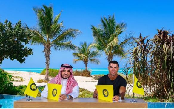 کریستیانو رونالدو تحت چه شرایطی حاضر به ماندن در النصر شد؟