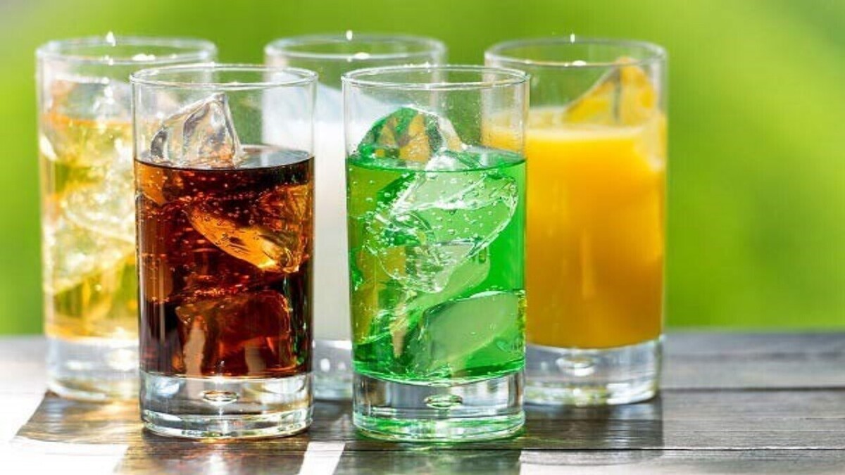 برای پیشگیری از بروز اختلالات قلبی نوشیدنی‌های سرد مصرف نکنید!