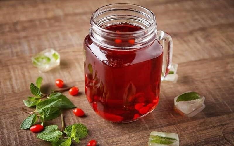 نوشیدنی ساده که قلب و کبد شما را نجات می‌دهد!