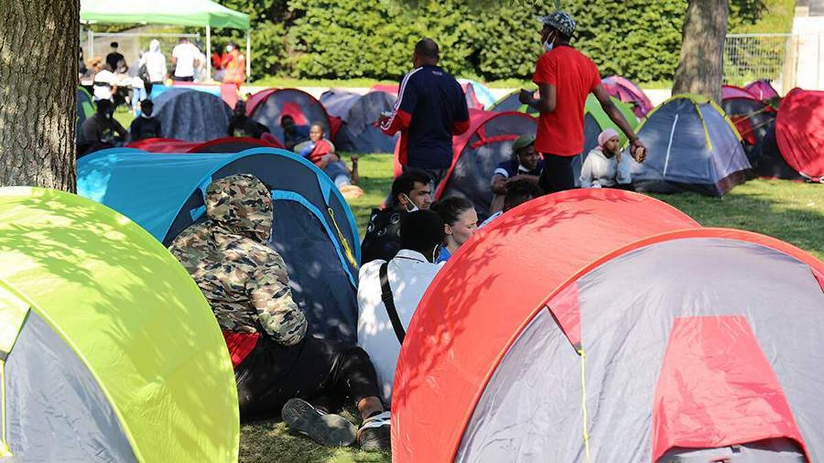 فایننشال تایمز از نارضایتی کشور‌های جنوب اتحادیه اروپا از مذاکرات پاریس و لندن در مورد مهاجران خبر داد