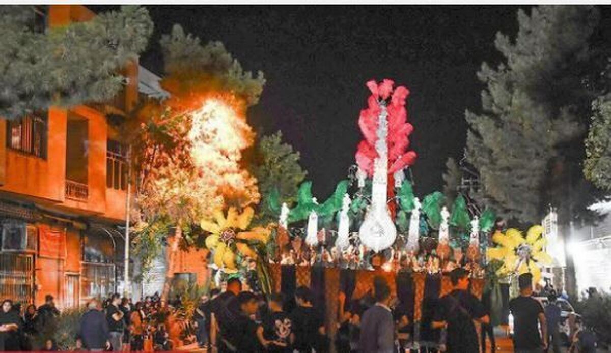 همراهی پلیس با مردم در شب‌های عزاداری