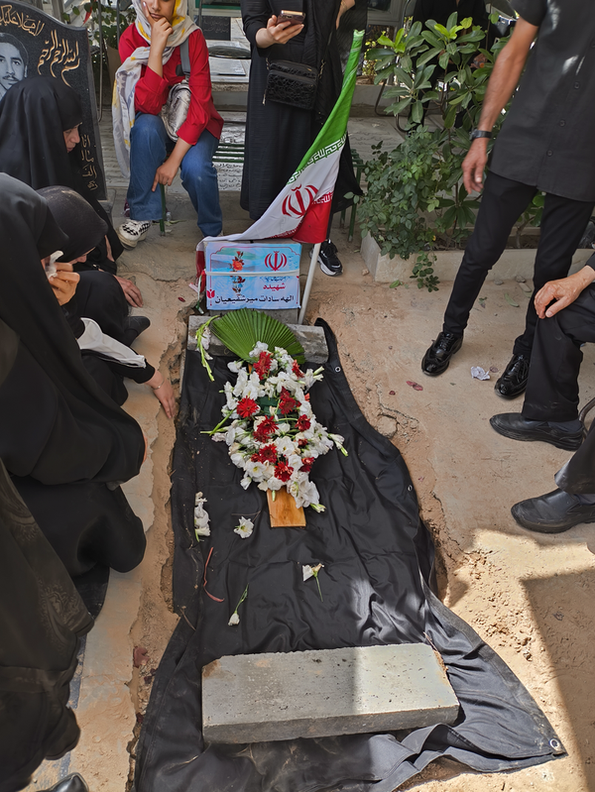 بانوی پاسداری که در خاک آرام گرفت