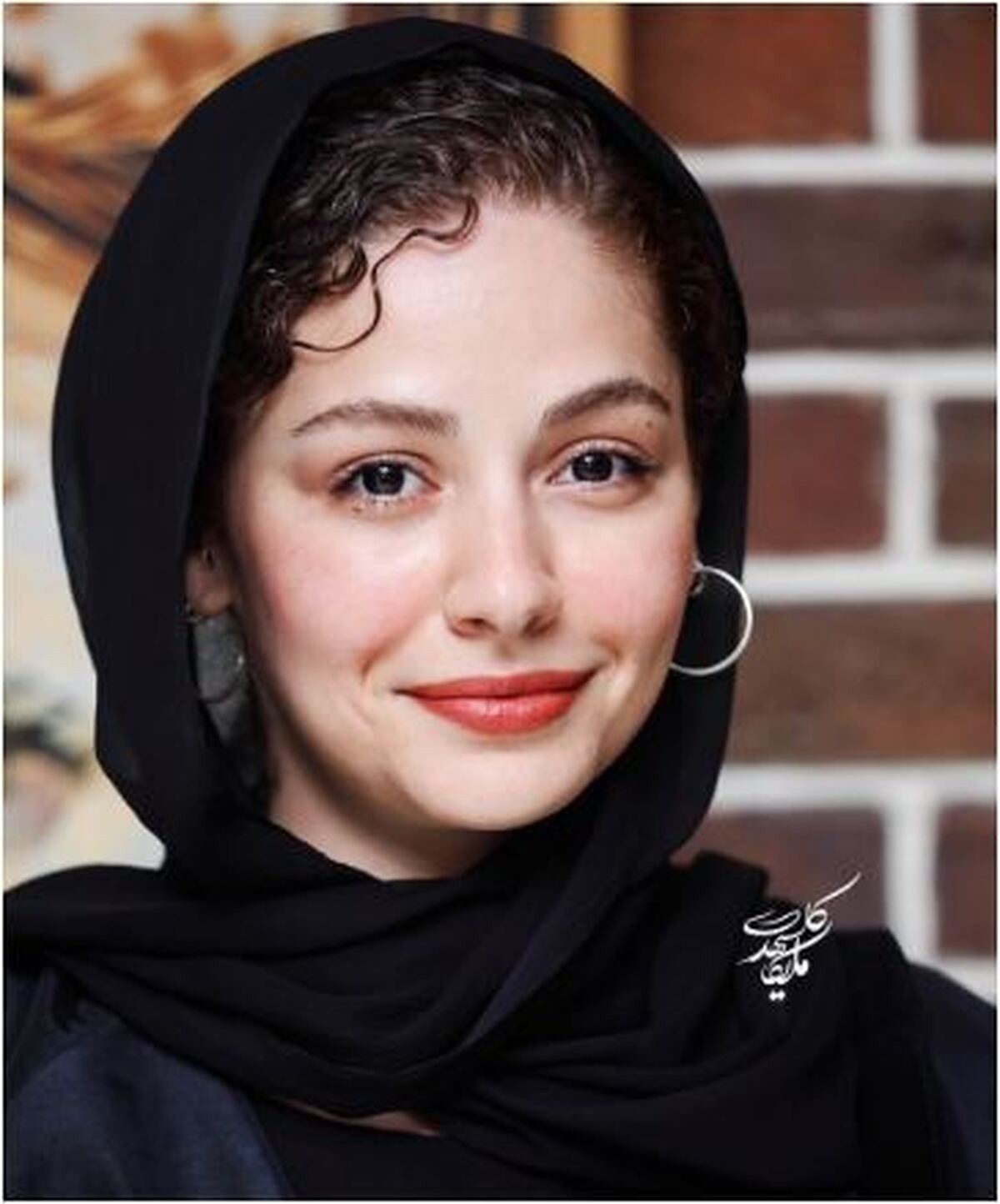 رونمایی مهتاب ثروتی از استایل و شمایل جدیدش با مدل موی فرفری