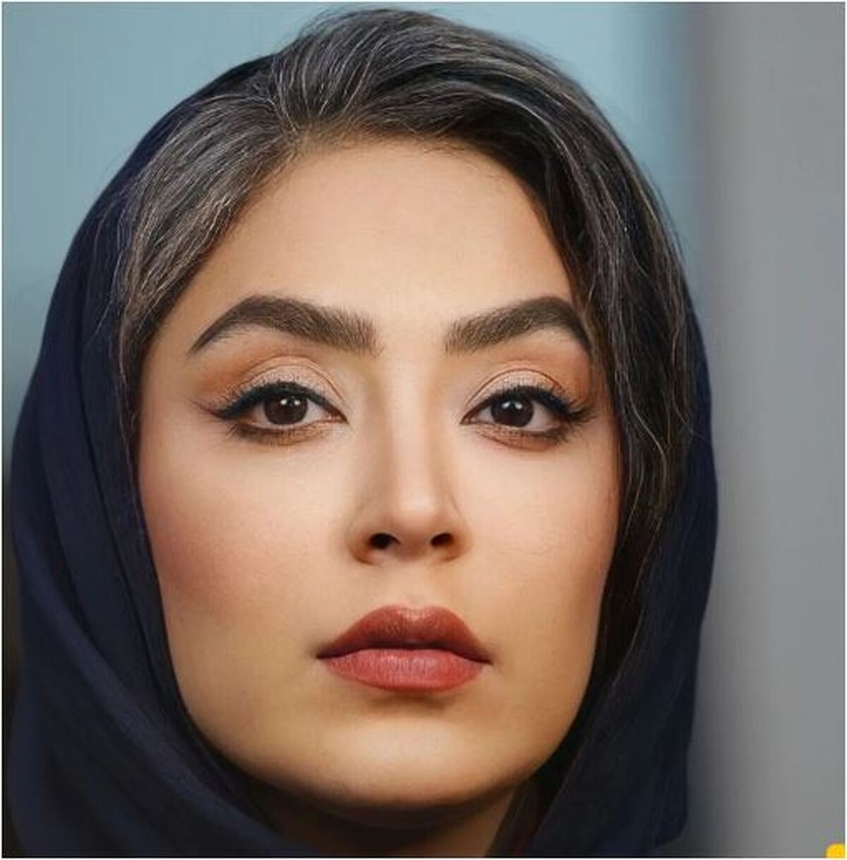 استایل با اصالت فریبا طالبی با لباس طرح دار و مخملی اش دیدن دارد! +عکس