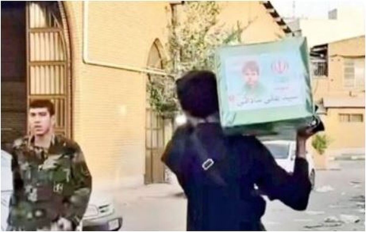 تابوتی که یک نفر برای حمل آن کافی است..