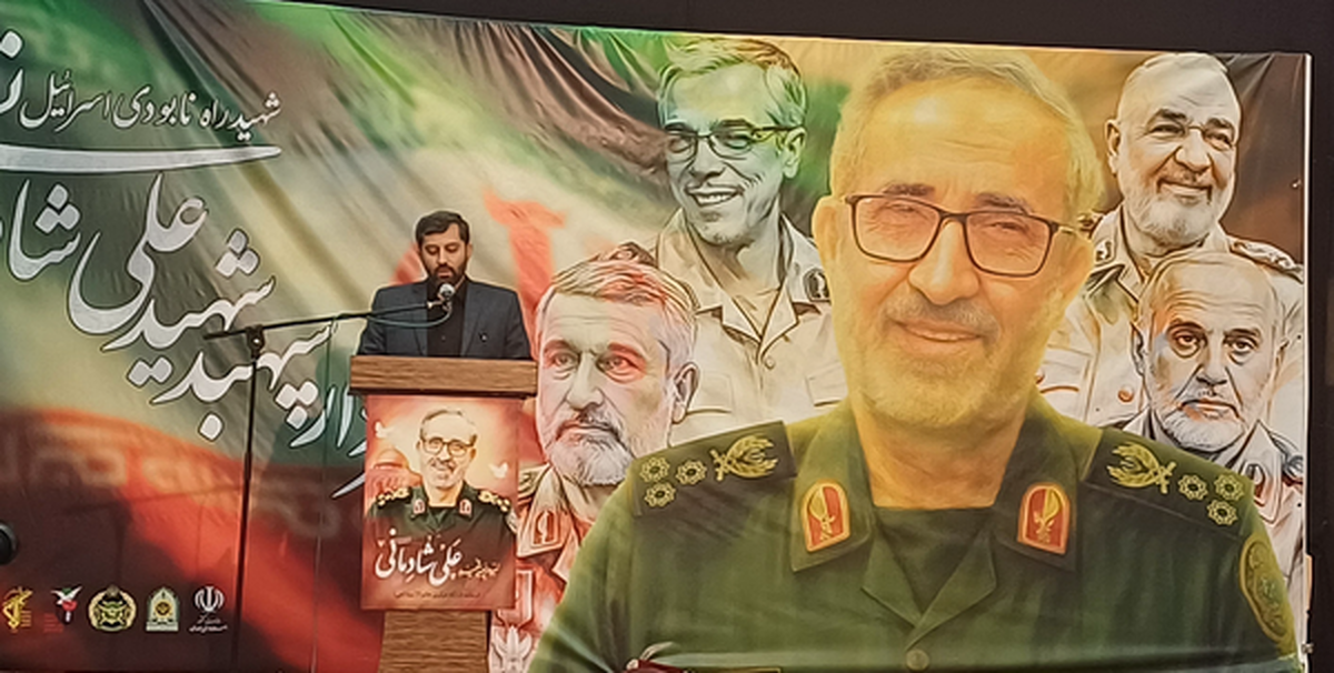 فرزند شهید شادمانی: ملت ایران با ولایت به نور متصل شد