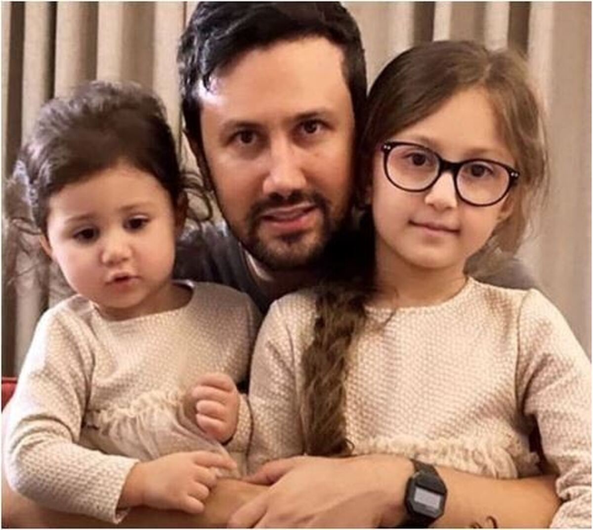 فخر فروشی شاهرخ استخری با هنر‌های کدبانوگری دخترانش! +عکس