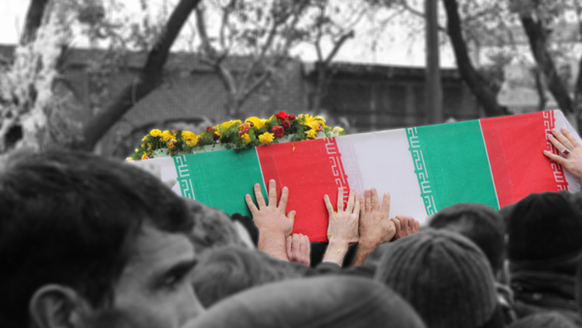 یک کربلا در این کفن جمع شده