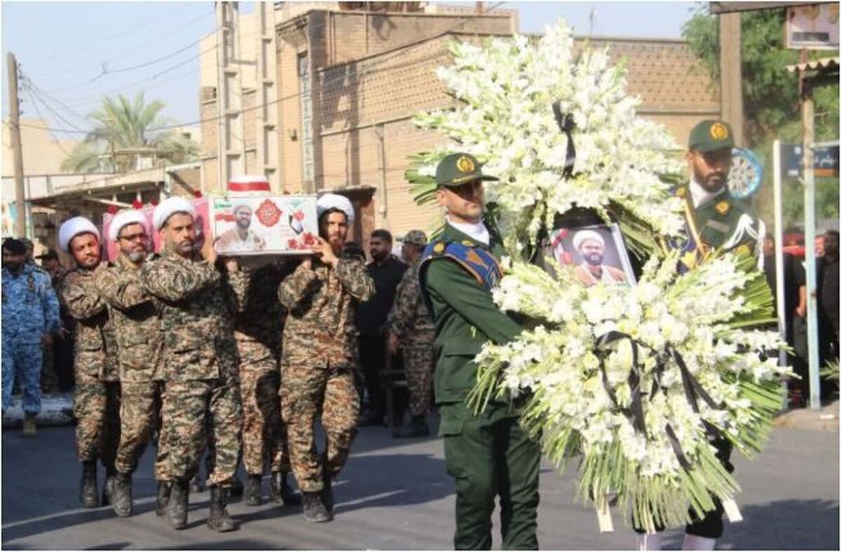سنگ تمام گذاشتن رفیق‌های روحانی شهید غلامعلی رشید در مراسم تشیع اش