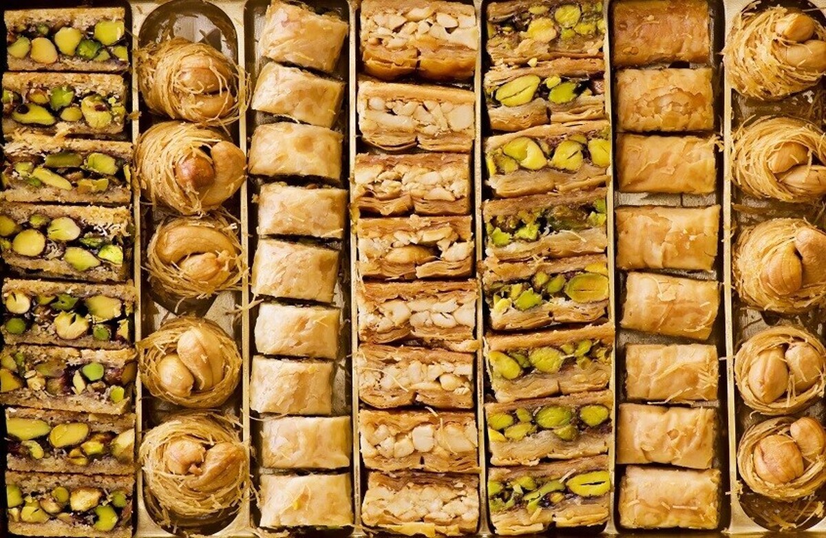 علل و پیامد‌های اعتیاد به شیرینی و راه‌های غلبه بر آن