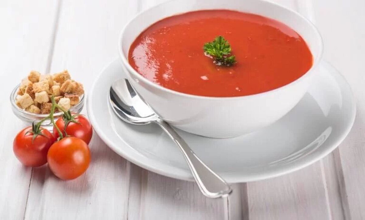 سوپ گوجه فرنگی؛ یک پیش غذا‌ی محشر ایتالیایی که عاشقش می‌شید