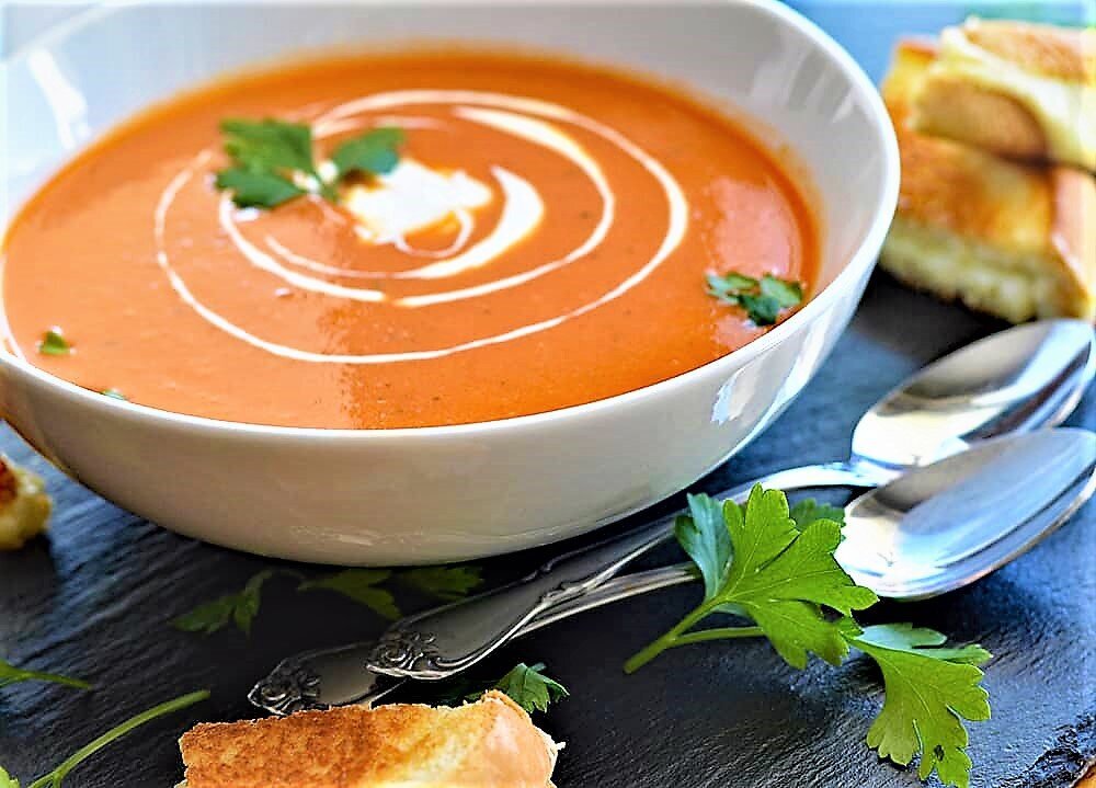 سوپ گوجه فرنگی؛ یک پیش غذا‌ی محشر ایتالیایی که عاشقش می‌شید