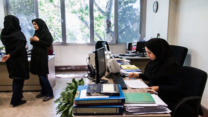 گریه کردن در محیط کار، نشانه‌ای از خودآگاهی!