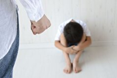 روان درمانگر ساموروکووا فرزندش را سیلی زد و نفرین کرد