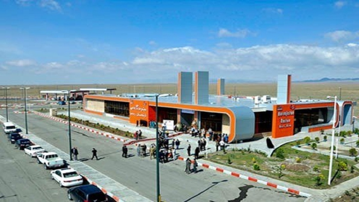 خدمت‌رسانی ۱۳ مجتمع خدماتی چهارمحال‌و‌بختیاری به زائران حسینی