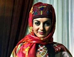 عکس نوستالژی گوگوش با ستاره‌های فوتبالی /ژست دیدنی و زیبا!