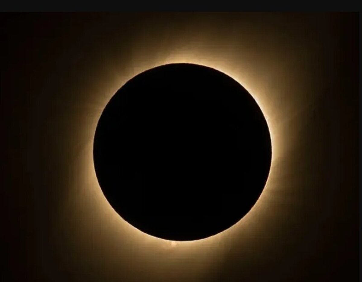 خورشیدگرفتگی کامل و تاریکی سراسری کره زمین حقیقت دارد؟