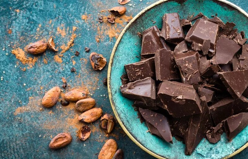 شکلات تلخ و مزایای آن برای قلب