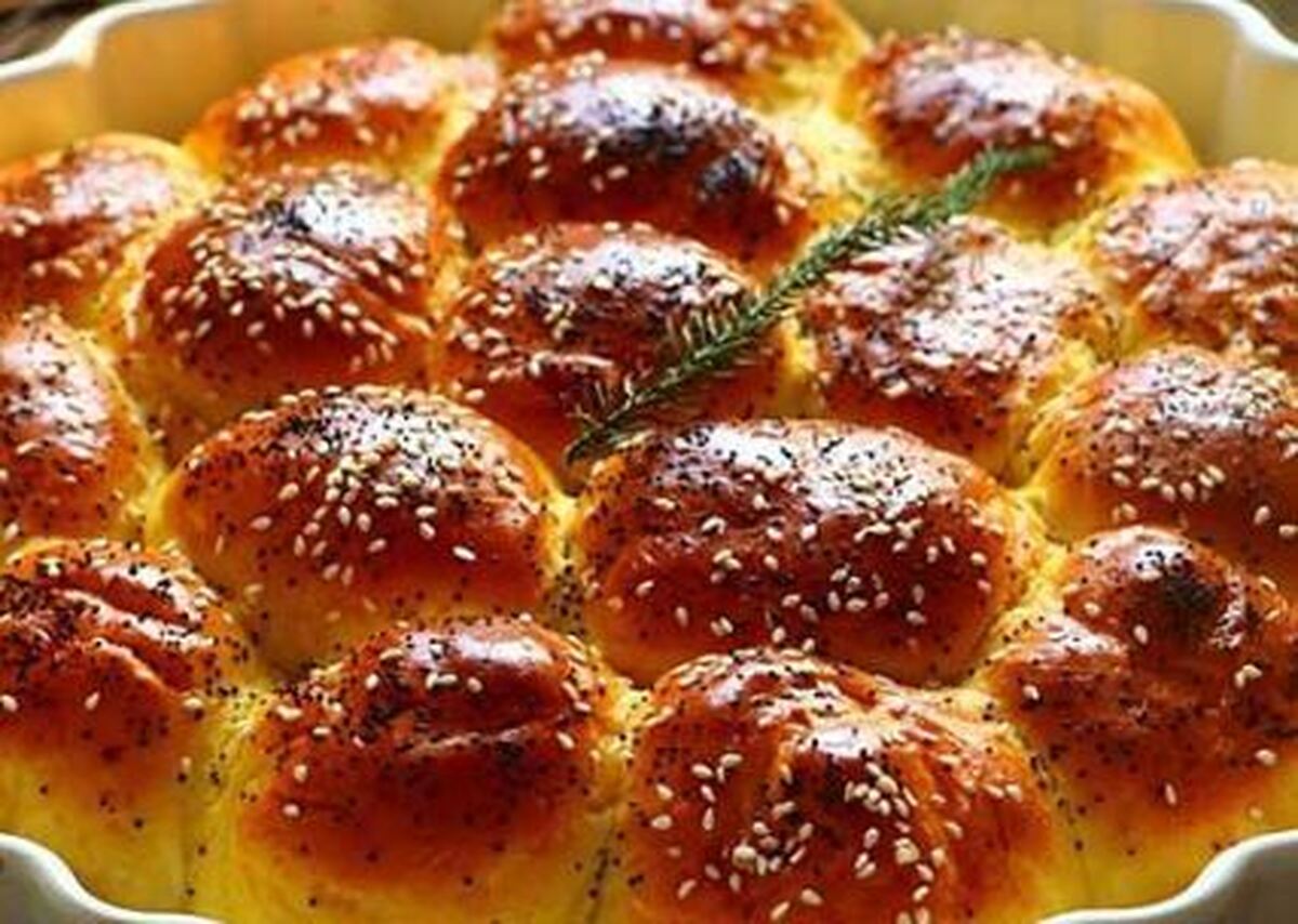 دستور پخت نان اتریشی برای صبحانه و عصرانه‌ای دلچسب