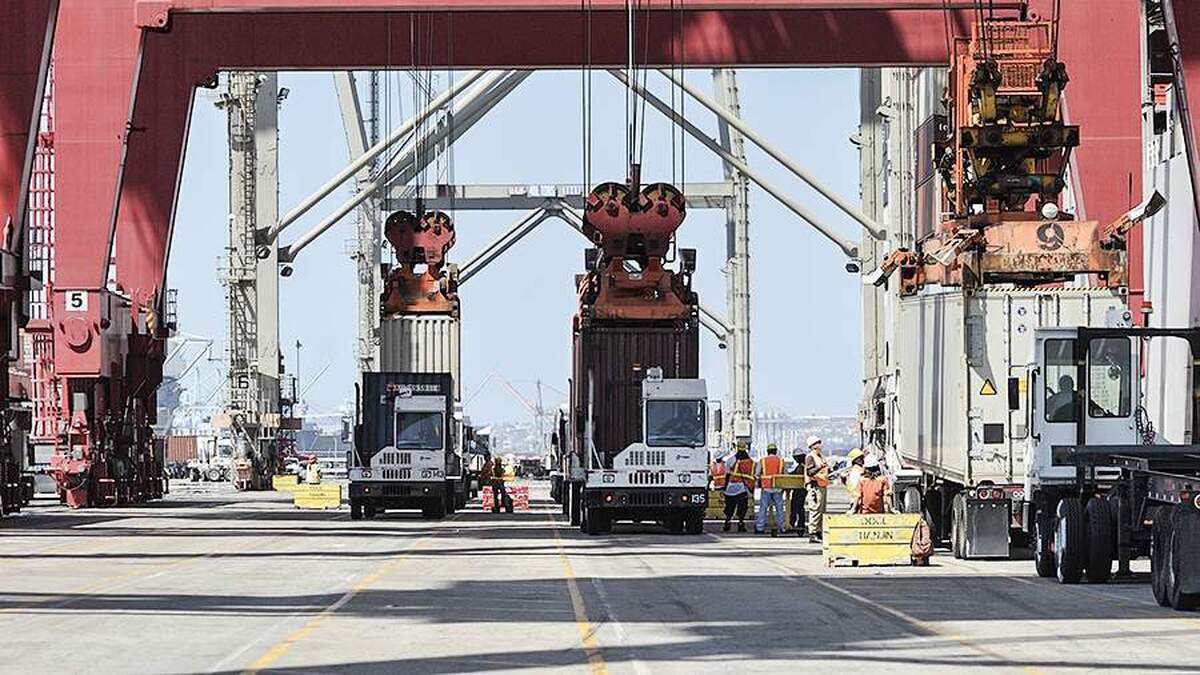 آمریکا: بعید است ترامپ در آینده نزدیک تعرفه‌ها را کاهش دهد