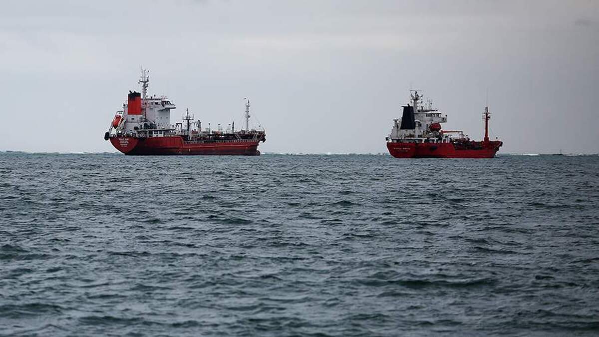 ترامپ هند را به افزایش قابل توجه عوارض واردات نفت از روسیه تهدید کرد