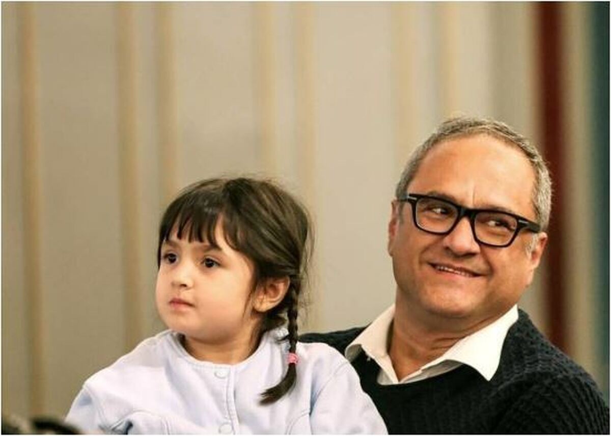 نگاهی به دلبری‌های دختر کوچولوی رامبد جوان/چقدر خوردنیه این بچه!