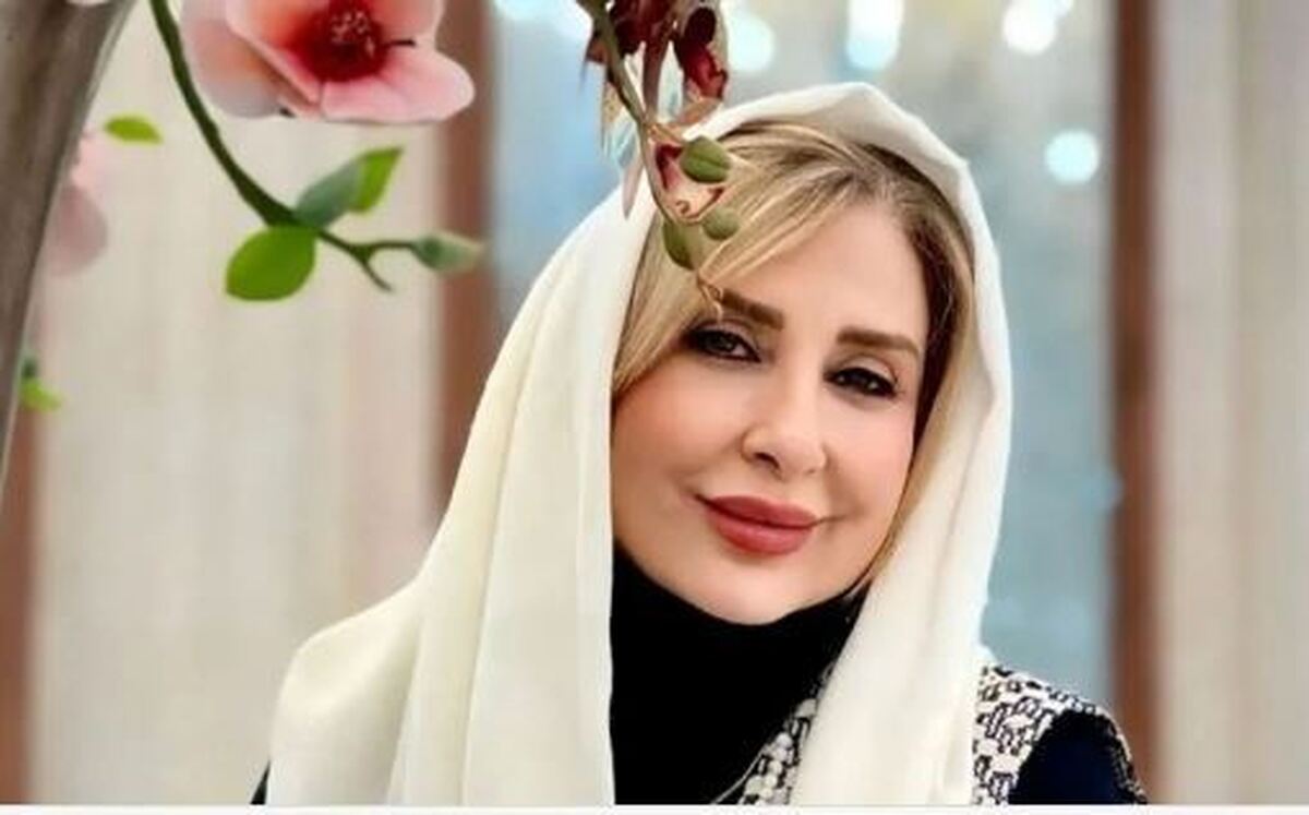 کافه گردی مرجانه گلچین و خواهرزاده اش/زیبایی بین این خانواده موروثیه!
