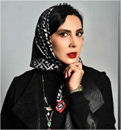 عرض اندام لیلا بلوکات با استایل جدیدش در آیینه آسانسور خانه اش مورد توجه قرار گرفت