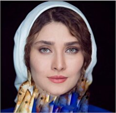 کتابخانه شیک و بزرگ ساناز سعیدی در خانه مجردی اش دیدن دارد/وایب دیو و دلبرو میده!