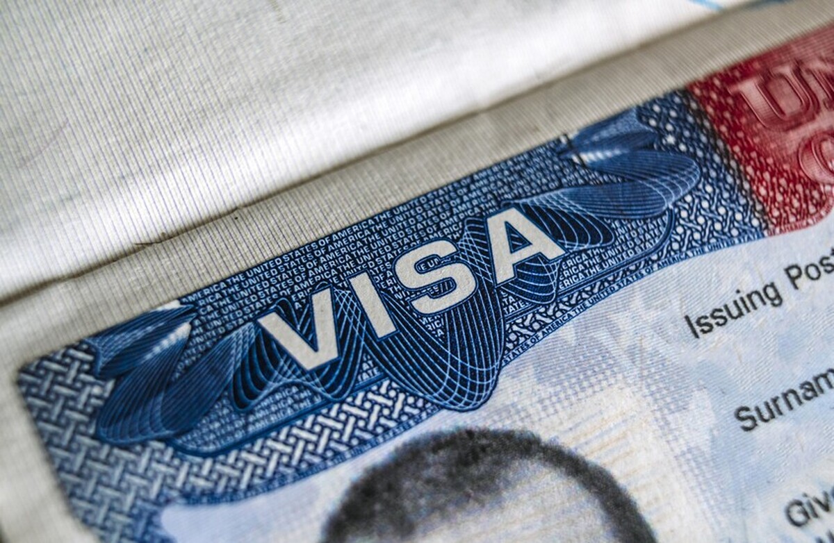 طبق یک برنامه آمریکایی، برخی از مسافران برای دریافت ویزا ملزم به پرداخت بیمه تا سقف ۱۵۰۰۰ دلار هستند