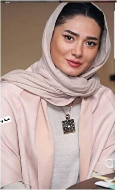 عکس یادگاری مینا وحید در اتاق گریم در حال آماده شدن برای یک کار خفن