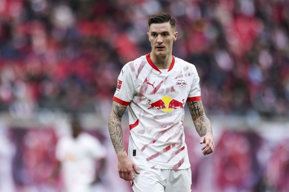 بیلد: بنجامین سسکو یا نیوکاسل یا منچستریونایتد را گمراه می‌کند