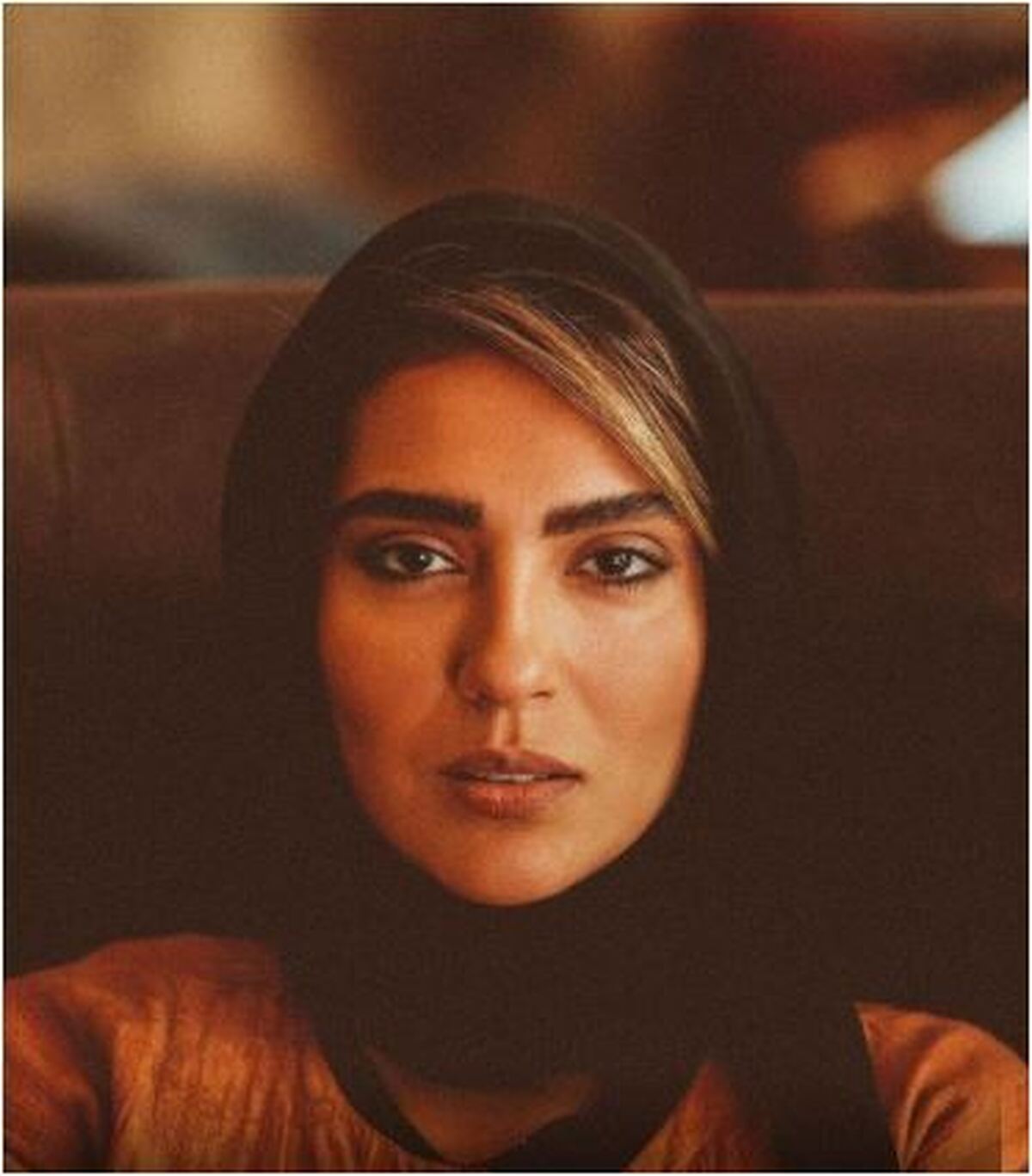 پست ناراحت کننده مونا کرمی با چهره غمگین و اشک آلود خبر از یک اتفاق ناگوار می‌دهد