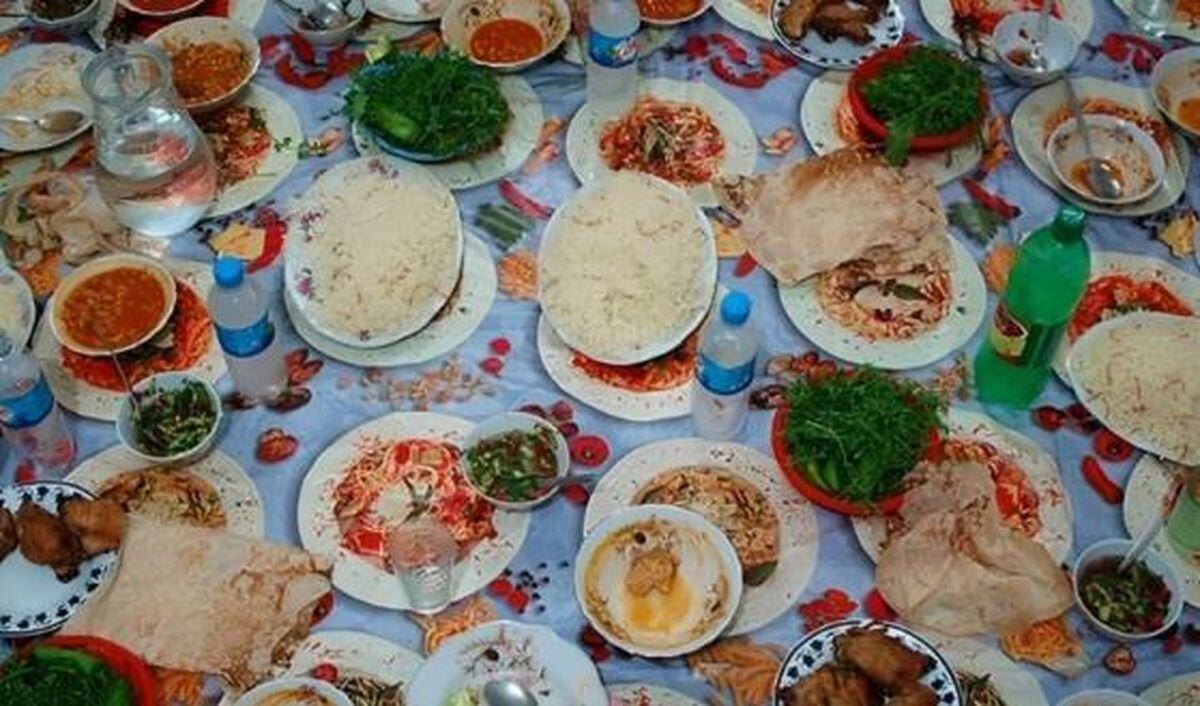سلامت زائران در گرو پرهیز از خوردن غذا‌های عراقی!