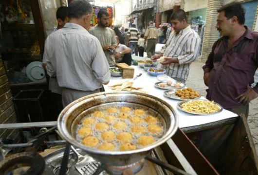 سلامت زائران در گرو پرهیز از خوردن غذا‌های عراقی!