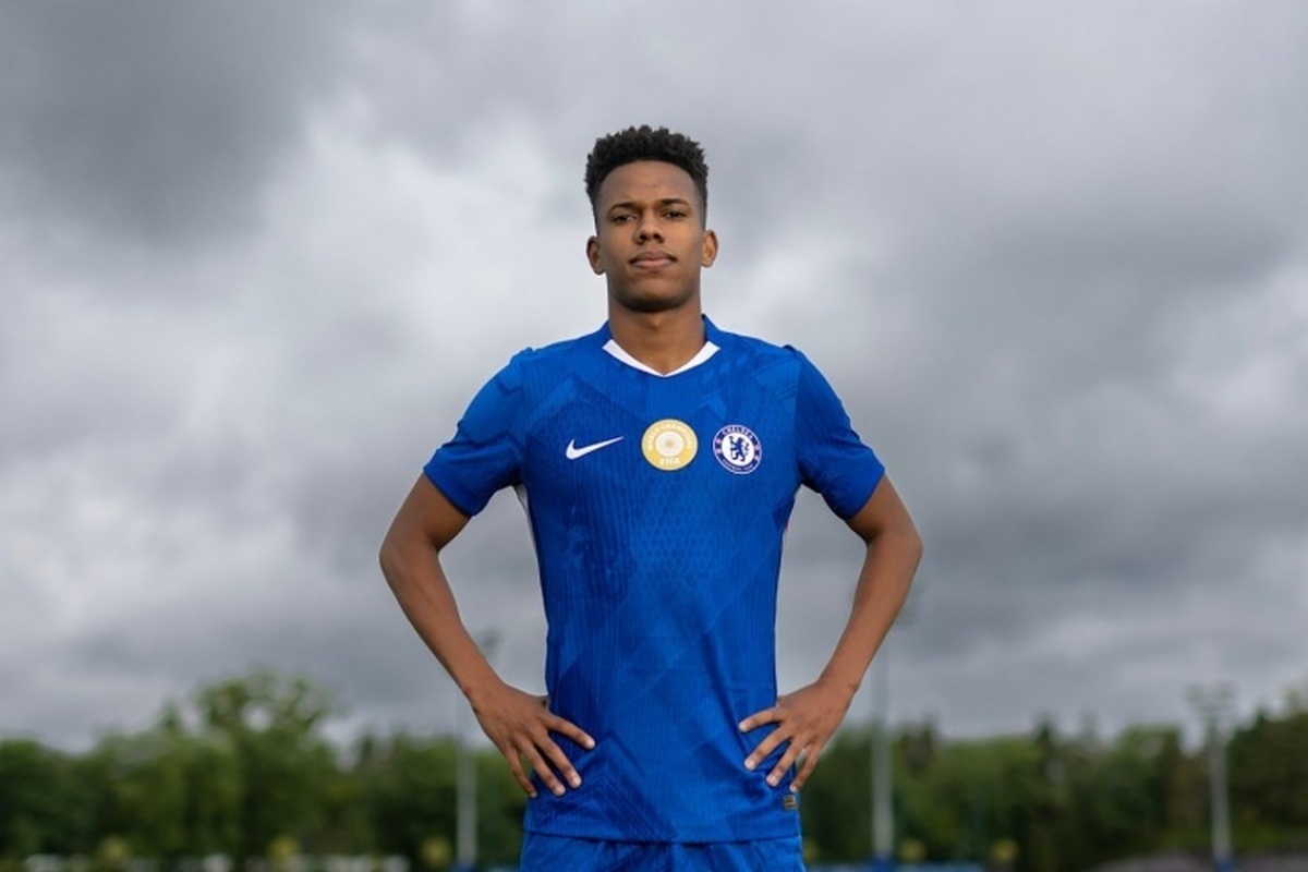 باشگاه چلسی از پیوستن استوائو، مهاجم این تیم، به این باشگاه خبر داد