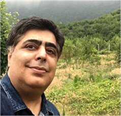 فیگور خنده دار رضا شفیعی جم در یک سلفی دست جمعی کنار دوستانش پر بازدید شد