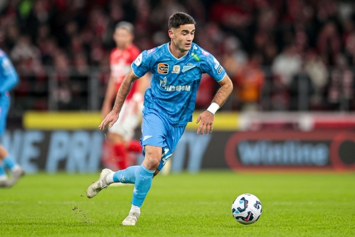 اوزبوداک: ساشا زدلار بازیکن زنیت در حال مذاکره با کوجائی اسپور ترکیه