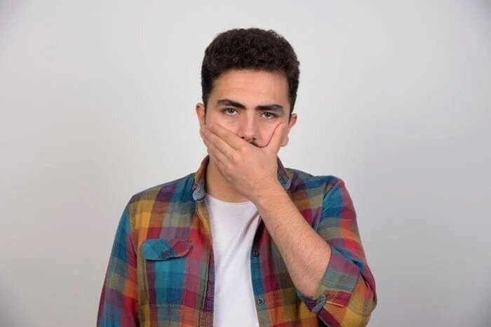 بیماری‌هایی که ممکن است منجر به سوزش یا سوزن سوزن شدن زبان شود