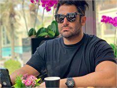 تصویر شکار شده از گلزار در یک رستوران شیک و لاکچری/آقای بازیگر با این تیپ منتظر چه کسی است؟