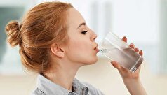 نوشیدن آب قبل از مسواک به این دلیل توصیه میشود!