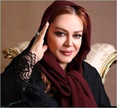 استایل جدید و خیره کننده بهاره رهنما به رنگ مشکی با کفش‌های پاشنه بلند نارنجی اش تکمیل شد!