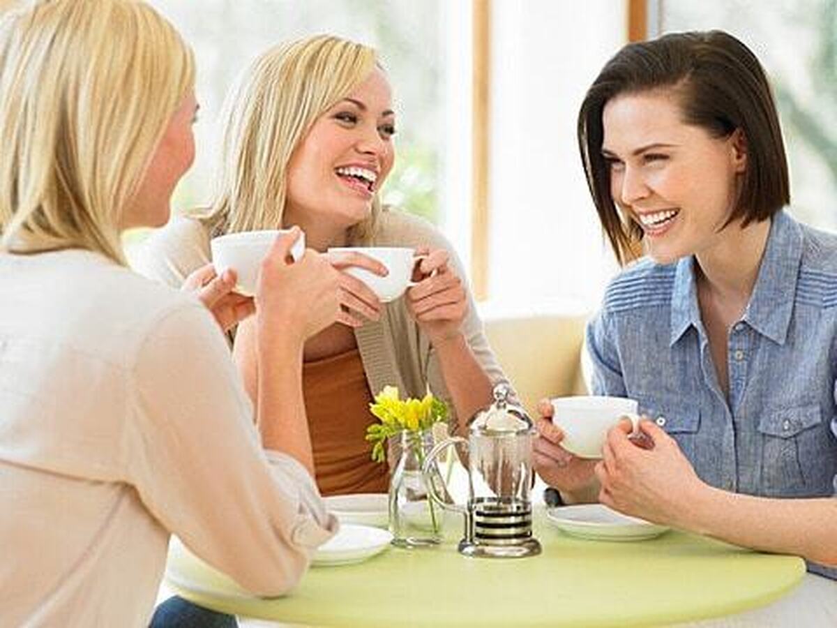 چرا یک نوشیدنی گرم در هوای گرم ما را سرحال می‌کند؟