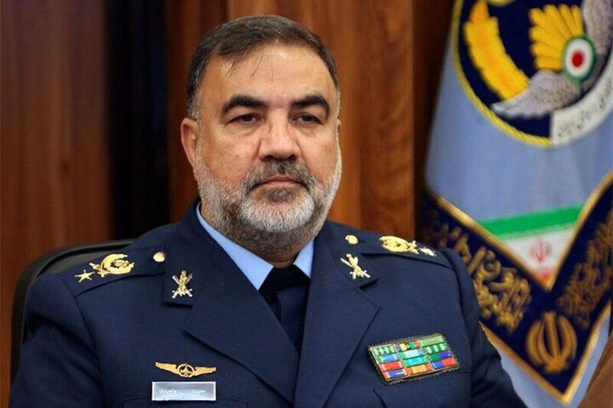 قدردانی فرمانده نیروی هوایی ارتش جمهوری اسلامی ایران از خبرنگاران