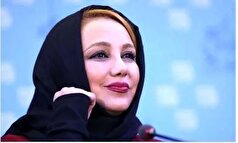 عینک خز و عجیب بهنوش بختیاری در سفر هوایی! +عکس