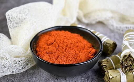 آیا می‌دانستید پاپریکا از چه چیزی درست می‌شود و چرا قرمز است؟