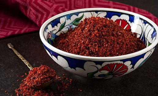 آیا می‌دانستید پاپریکا از چه چیزی درست می‌شود و چرا قرمز است؟
