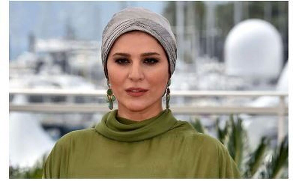استایل کژوال و راحتی سحر دولتشاهی در ساحل با چاشنی یک غروب دل انگیز!