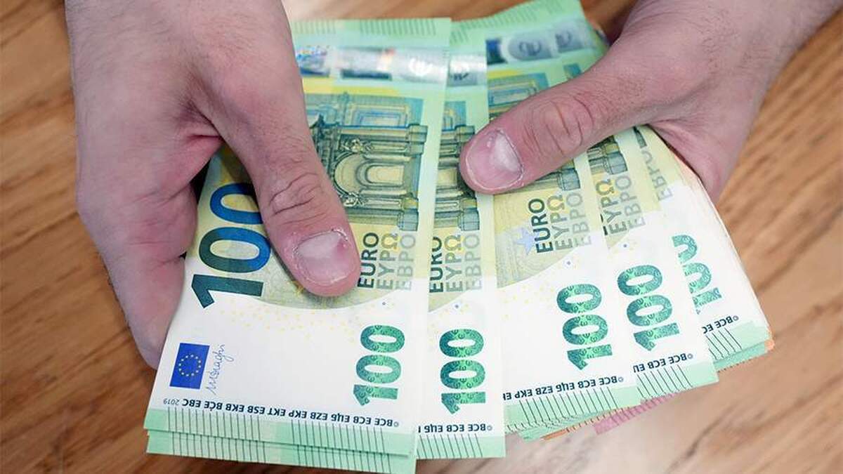 شورای اتحادیه اروپا تخصیص بخش جدیدی به مبلغ ۳.۲ میلیارد یورو به کیف را تصویب کرد.