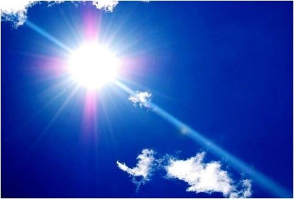 در این ساعات می‌توانید از نور خورشید بدون استرس لذت ببرید!